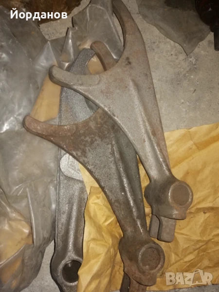 Вилки за скоростна кутия на трактор Т-150к ,кат.№151.37.228 и 151.37.356, снимка 1