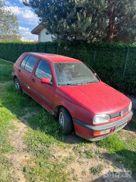 Vw Golf 3 1.8 бензин НА ЧАСТИ , снимка 1
