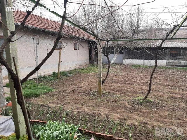 Продавам къща в село Ушинци, община Разград, снимка 8 - Къщи - 49520747