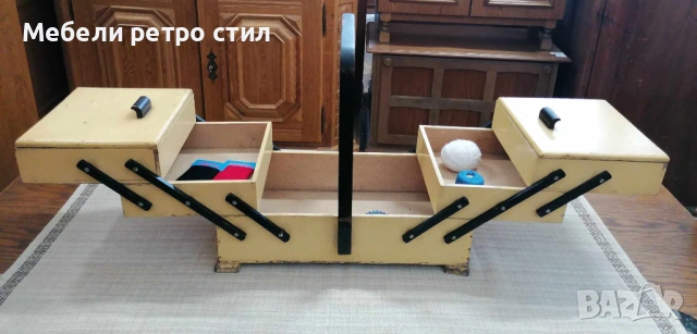 Винтидж дървена кутия за шивашки материали и принадлежности.Разтегателна, триетажна., снимка 2 - Шкафове - 53903425