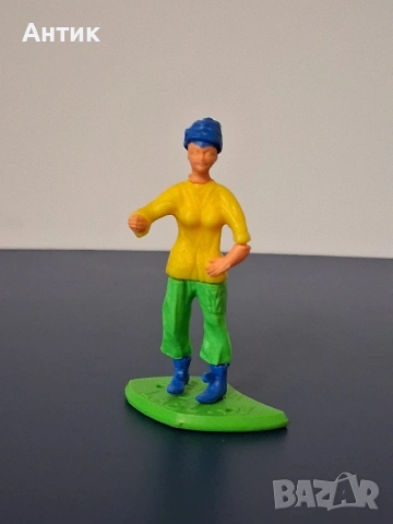 ЛОТ Стари Играчки Kinder , снимка 9 - Колекции - 53713692