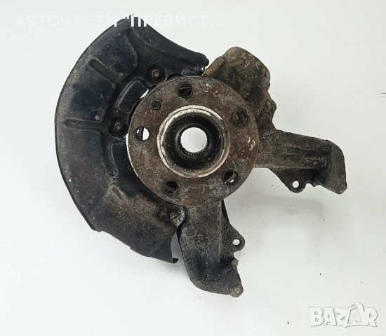 Преден Десен Шенкел Главина Сеат Толедо 2 Seat Toledo 2 1.9 TDI 1998-2004