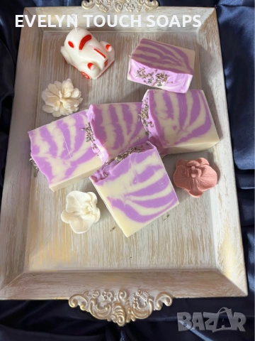 Ръчно изработен сапун с лавандула, кокос, козе мляко, карите, копринени нишки и какао, снимка 4 - Козметика за тяло - 51703151