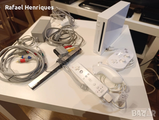 Nintendo Wii Bundle с компонентен видео кабел и класически контролер
