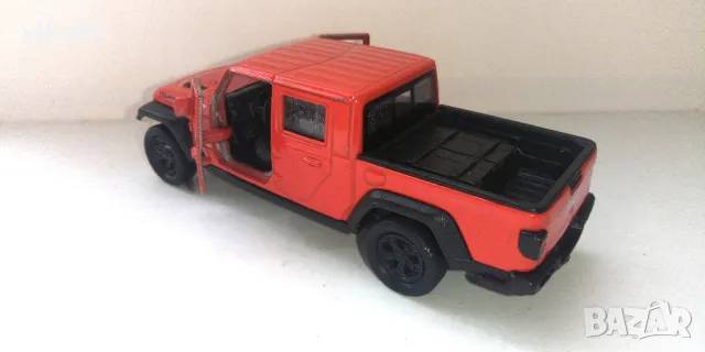 Jeep Gladiator 2020 Welly - Мащаб 1:34/39, снимка 3 - Колекции - 48651152