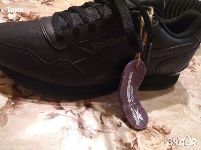 REEBOK Оригинал Нови Дамски Маратонки Изцяло от Естествена Кожа с Етикет 40, снимка 11 - Маратонки - 53485927