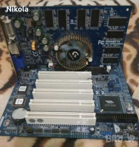 Продавам/Бартер Дъно AS Rock K7VT4A PRO с процесор AMD Sempron 2500+, Видеокарта GV-N55128DP и Памет, снимка 2 - Дънни платки - 51293267