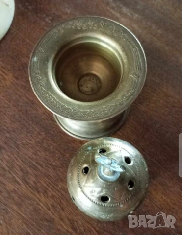 Стара църковна кадилница кандило тамянник  с патина  XIX век., снимка 3 - Антикварни и старинни предмети - 53670422