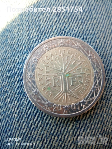 Монета от 2 евро със сгрешен център , снимка 2 - Нумизматика и бонистика - 53524999