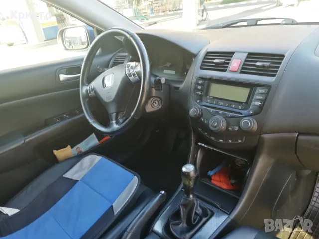 Honda Accord 2.2 iCTDi, снимка 10 - Автомобили и джипове - 46867686