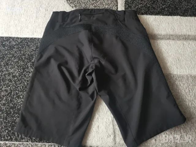 Race Face Къс панталон L/Xl, снимка 2 - Къси панталони - 49748600