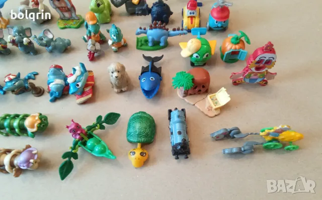 Стари играчки от шоколадови яйца Киндер Kinder Surprise делфини пингвини динозаври , снимка 3 - Колекции - 50056982