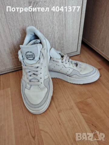 Кецове Adidas Supercourt 