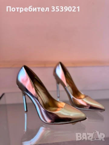 Чисто нови обувки Casadei размер 38 цена 200 лв, снимка 2 - Дамски обувки на ток - 50981183