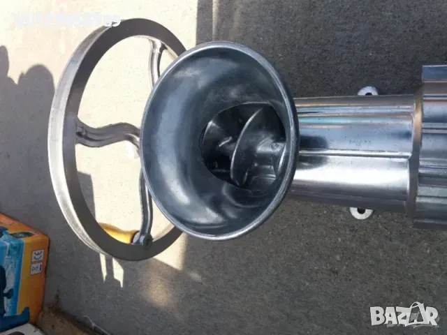 Електрическа Месомелачка Алуминиева 32 номер с електромотор, снимка 4 - Месомелачки - 50701018