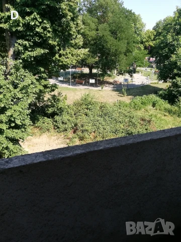 Двустаен апартамент в гр. Долни Чифлик (на 10км от плажа на к. к. Шкорпиловци) , снимка 7 - Апартаменти - 50917880