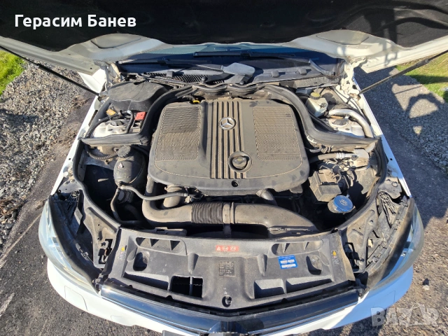 A6510101476 КАПАК НАД ДВИГАТЕЛ OEM MERCEDES W204 OM651 2014