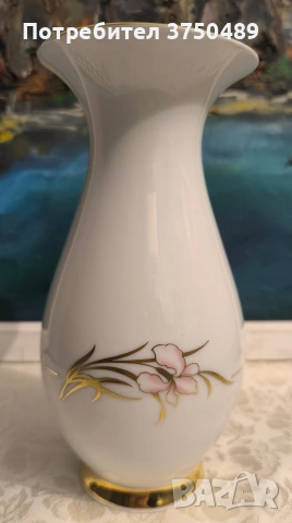 Красива ваза в отлично състояние 