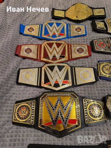WWE  Championships, снимка 2 - Фен артикули - 48659124