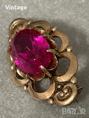 Антикварна съветска сребърна позлатена брошка с рубин , снимка 2 - Колиета, медальони, синджири - 53328876