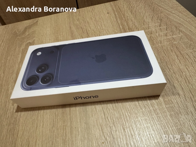 iPhone 17 Pro Max orange silvers blue , снимка 2 - Apple iPhone - 52799951