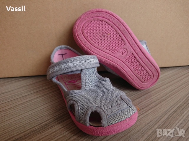 12 чифта за 75€! Clarks Froddo детски обувки сандали и гумени ботушки за момиче, снимка 14 - Детски маратонки - 50040710