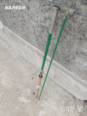 Продава се много плътна въдица с коркова дръжка – 2 части