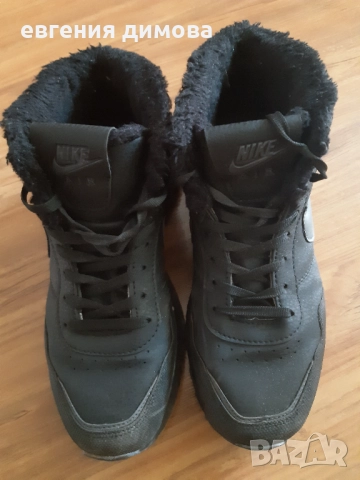 Маратонки Nike 