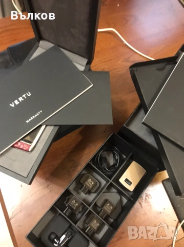 Продавам VERTU SIGNATURE T,type RM-980M, снимка 9 - Vertu - 53994633