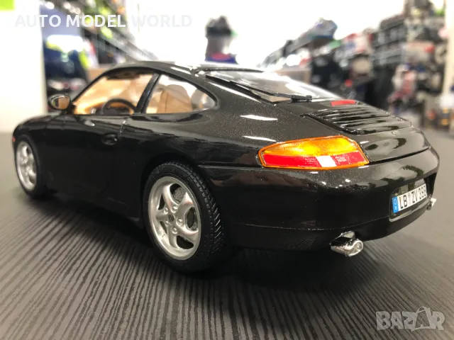 Метална колекционерска количка BBURAGO PORSCHE 996 1:18 НОВА, снимка 3 - Колекции - 46970437