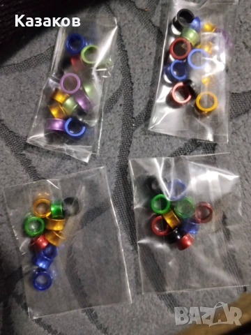 Продавам пръстехи за папагали