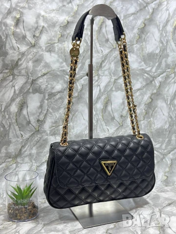 чанти guess, снимка 3 - Чанти - 50766251
