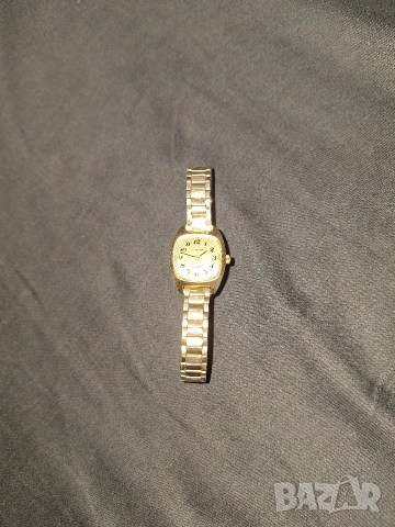 Позлатен дамки винтидж часовник GÜTHRA, снимка 6 - Дамски - 54014439