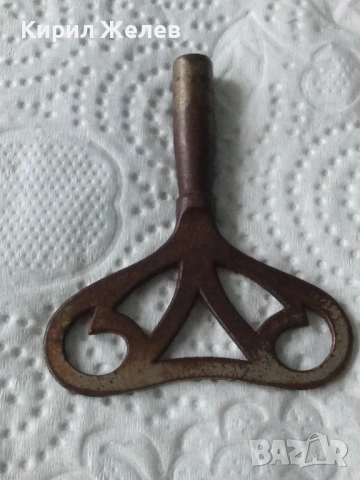 Ключ за стенен часовник 53351, снимка 4 - Антикварни и старинни предмети - 53137513