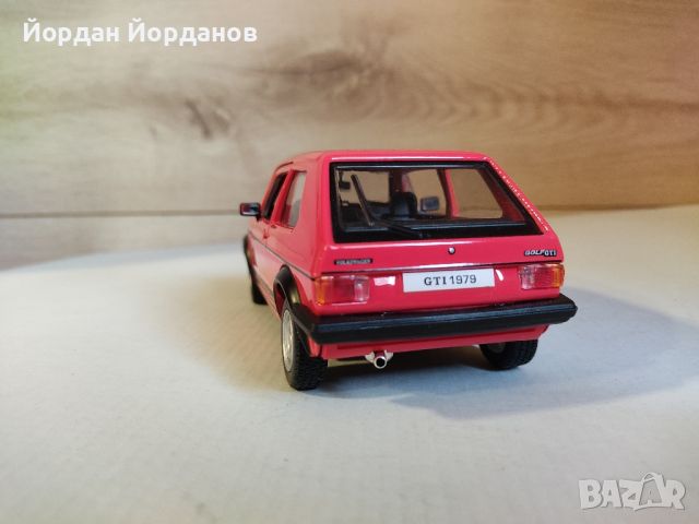 1:24 Фолксваген голф GTI,Бураго., снимка 1 - Колекции - 46575168