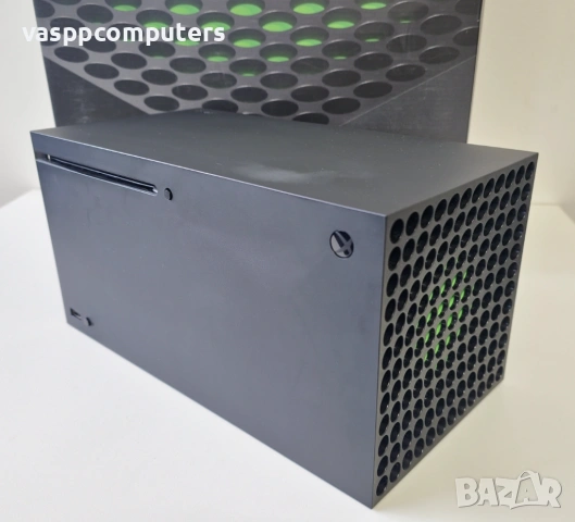 Xbox Series X 1 TB, снимка 2 - Xbox конзоли - 53699350
