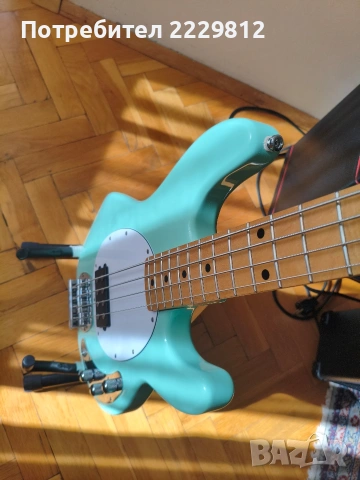 Sterling stingray ray 4 sub bass, mint green , снимка 4 - Китари - 54299068