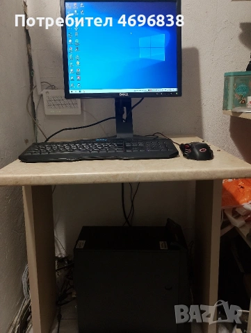 продавам компютърна конфигурация Lenovo ThinkCentre m83 с монитор 