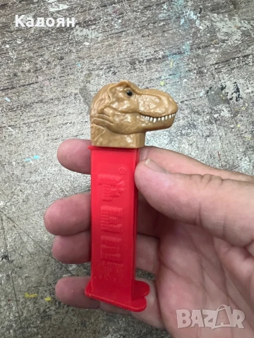 Пез фигурка динозавър  PEZ 