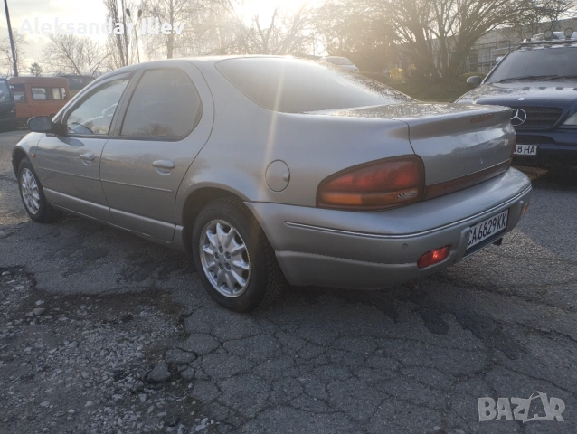 Продавам Крайслер стратус 2.0 бензин , снимка 3 - Автомобили и джипове - 53863944