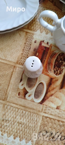 Български порцеланов сервиз от 24 части, снимка 13 - Антикварни и старинни предмети - 53839267