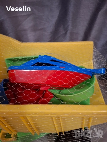 Камион с принадлежности за пясък , снимка 5 - Коли, камиони, мотори, писти - 51826204