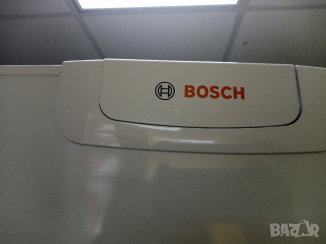 Комбиниран хладилник с фризер с два компресора Бош Bosch 2 години гаранция!, снимка 7 - Хладилници - 45032161