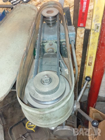 Настолна бормашина . Българска