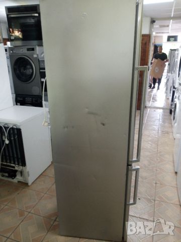 Иноксов комбиниран хладилник с фризер Сименс Siemens Total no frost 2 години гаранция!, снимка 9 - Хладилници - 45746227