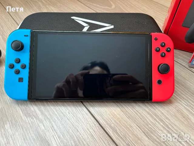 Конзола Nintendo Switch OLED, снимка 2 - Nintendo конзоли - 49291843