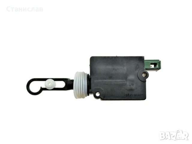 Audi TT 8N Моторче за заключване на багажник, снимка 3 - Части - 50187144