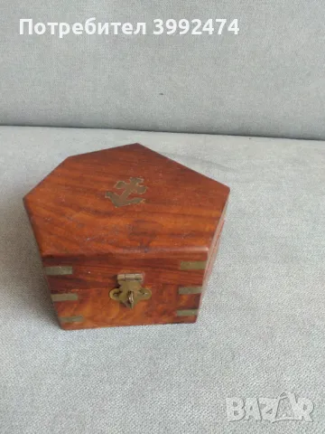 Стара английска кутия за бижута 