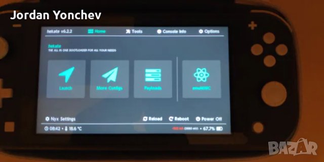 Хакнато Nintendo Switch Lite , снимка 2 - Nintendo конзоли - 48421146