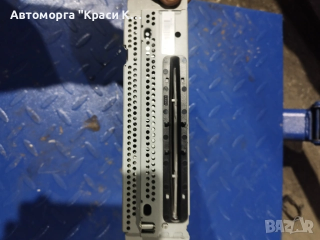 C16840408 модул за навигация радио CD на BMW 316 F30 F31 2017г
